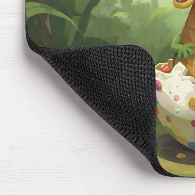 Cute Baby Dino Hatchling Mousepad Musmatta (Hörn)