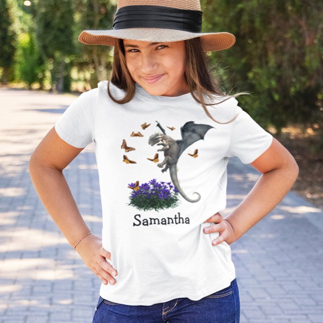 Cute Baby Dragon med Butterflies Vår T Shirt (Skapare uppladdad)