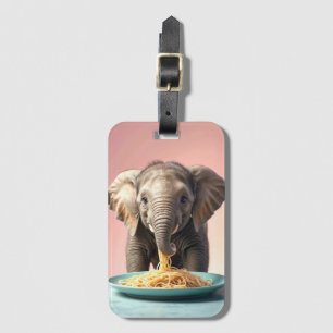 Cute Baby Elephant Eating Spaghetti Bagagebricka