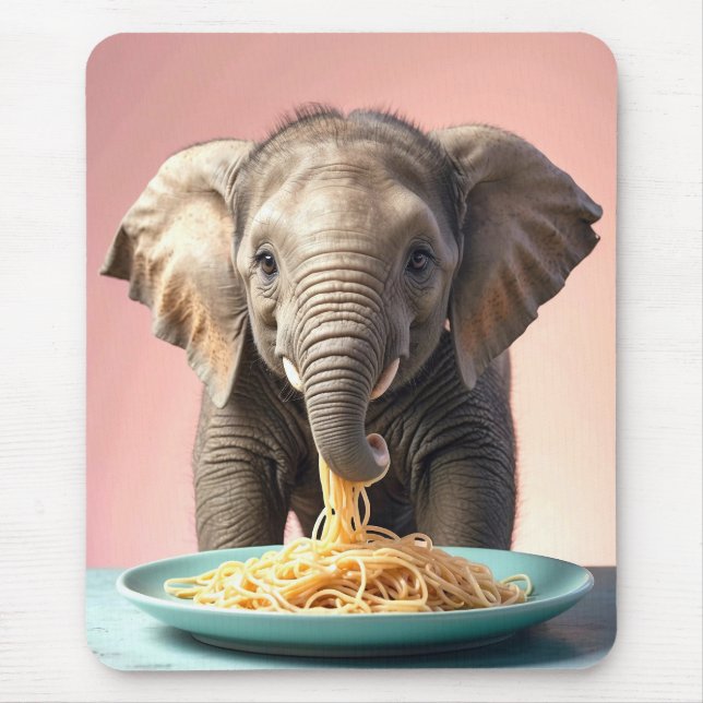Cute Baby Elephant Eating Spaghetti Musmatta (Framsidan)