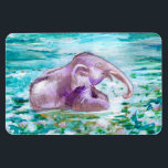 Cute Baby Elephant Loving Bathtime Magnet<br><div class="desc">Bathtime är den bästa tidpunkten. Njut av att den här söta lilelefanten i baby har en blöt. Den här bilden kommer från en av mina ursprungliga målningar.</div>