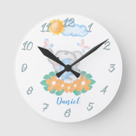 Cute Baby Elephant med orange blommor Wall Clock Rund Klocka