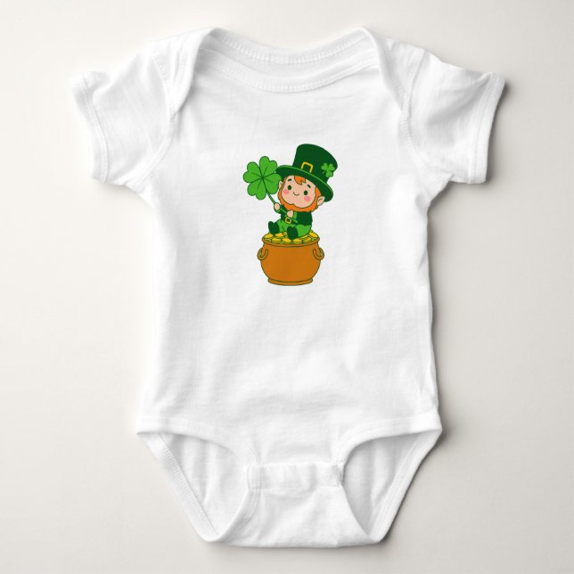 Cute Baby Leprechaun Pot Of Gold St. Patricks Day T Shirt (Framsida)