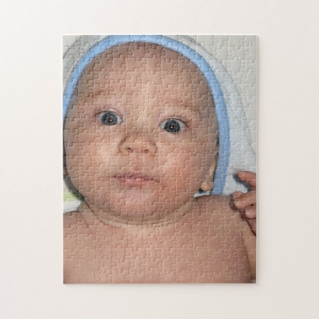 Cute Baby med Hooded Towel Photo Pussel (Vertikal)