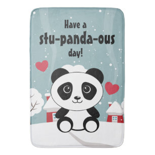 Cute Baby Panda in Winter Snö Grått Badrumsmatta
