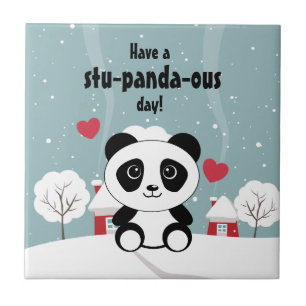 Cute Baby Panda in Winter Snö Grått Kakelplatta