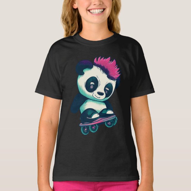 Cute Baby Panda med mohawk | Skater Panda T Shirt (Framsida)