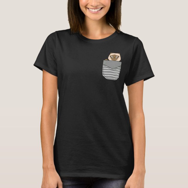 Cute Baby Siamese Cat in Pocket T Shirt (Framsida)