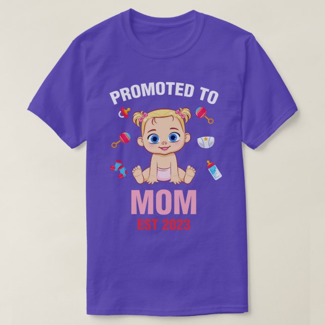 Cute Baby, som befordrades till Mamma senast 2023 T Shirt (Design framsida)