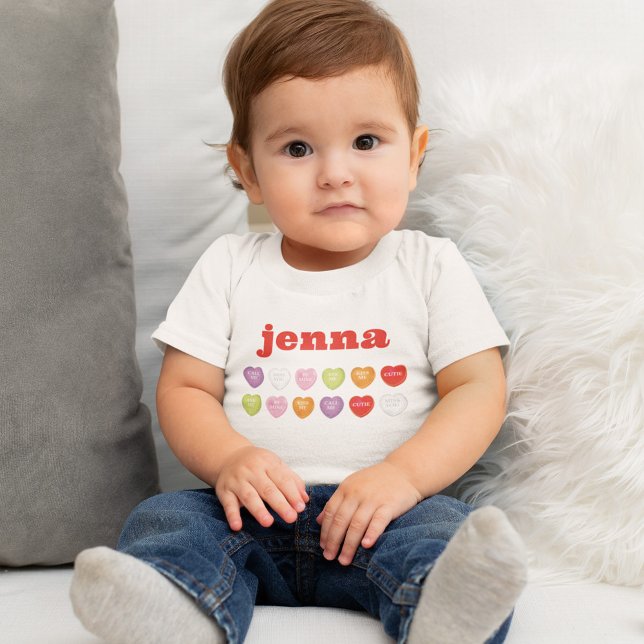 Cute Baby Valentine Day Personlig T Shirt (Cute adorable Valentine's Day Baby Bodysuit.)