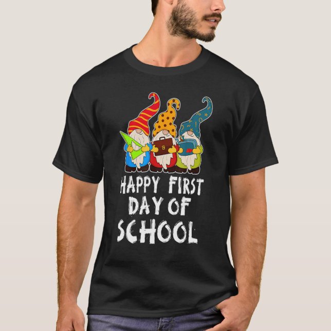 Cute Back to School Teacher Gnome Happy First Day  T Shirt (Framsida)