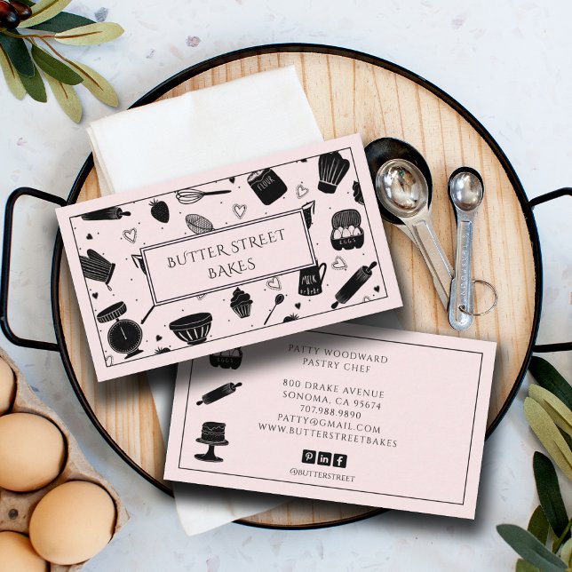 Cute Baker Pastry Chef Baking Utensils Rosa Black Visitkort (Skapare uppladdad)