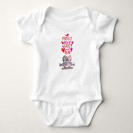 Cute Barn Baby Bodykostym T Shirt