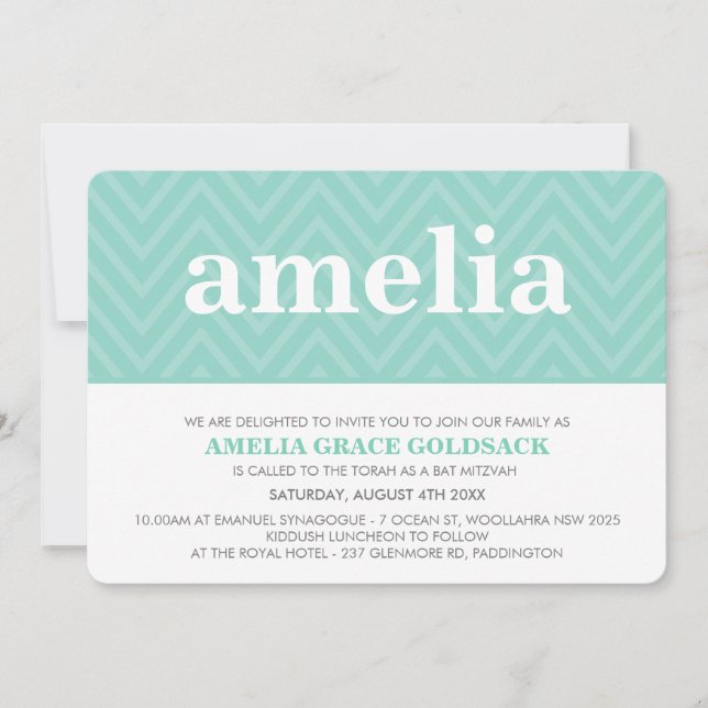 CUTE BAT MITZVAH trendiget namn chevron mönster my Inbjudningar (Framsida)