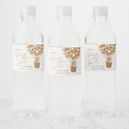 Cute Bear, Beige Balloons, första födelsedagen Vattenflaskor Etikett