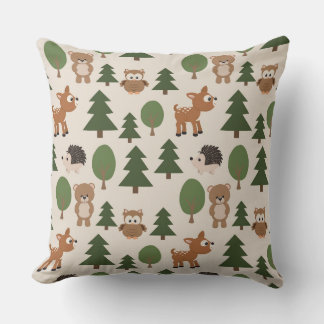 Cute Bear hjort grönt mönster Kudde