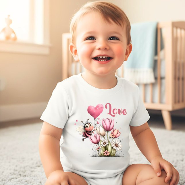 Cute Bee Love Heart Balloon Spring Flowers T Shirt (Skapare uppladdad)