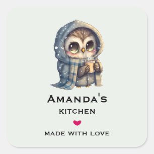 Cute Big Eyed Uggla som håller ett kaffeköks Fyrkantigt Klistermärke