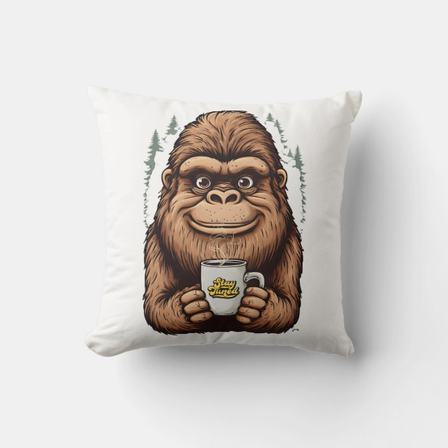 Cute Bigfoot Drinking Coffee  Funny Sasquatch  Kudde (Framsida)