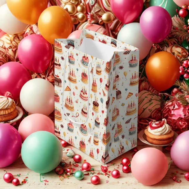 Cute Birthday Cakes Gift Bag (Skapare uppladdad)