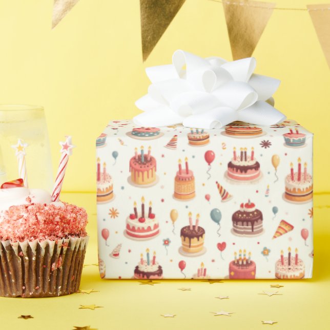 Cute Birthday Cakes Wrapping Paper Presentpapper (Födelsedagsfest)