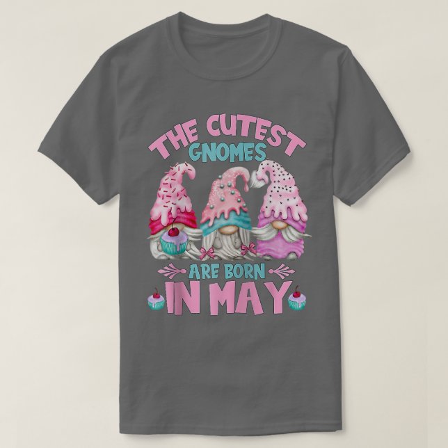 Cute Birthday Gnomes for Women & Garden Mamma som  T Shirt (Design framsida)