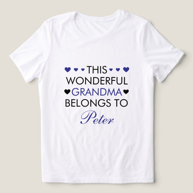 Cute Black & Blue Sayed Grandchild Namn Grandma T Shirt (Design Framsida)