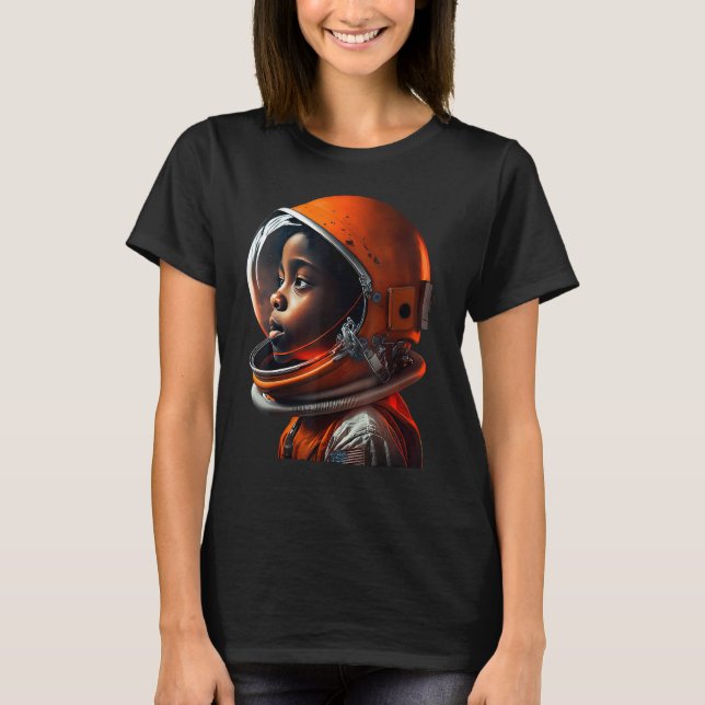 Cute Black Boy Wearing Spacesuit T Shirt (Framsida)