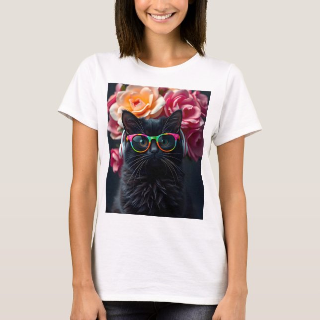 Cute Black cat med glasögon och hörlurar T Shirt (Framsida)