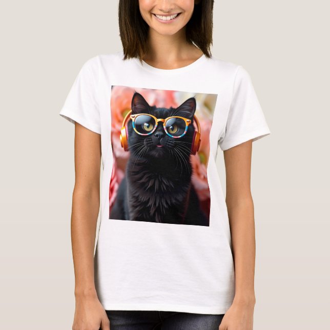 Cute Black cat med glasögon och hörlurar T Shirt (Framsida)