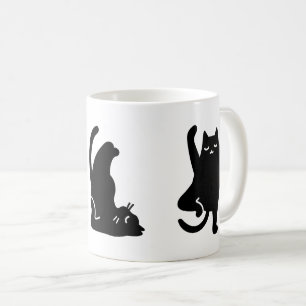 Cute Black cat på olika yoga-platser. Kaffemugg