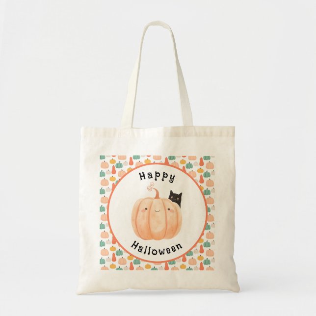 Cute Black Cat Peeking over a Pumpkin Halloween Tygkasse (Framsidan)