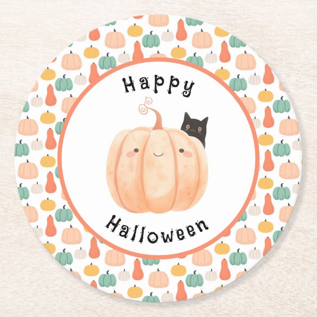 Cute Black Cat Peeking over a Pumpkin Halloween Underlägg Papper Rund (Framsidan)