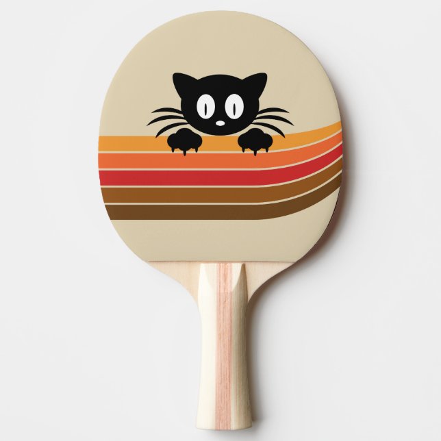 Cute black cat with retro rand pingisracket (Framsidan)