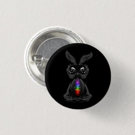 Cute Black Rabbit med Chakra Rainbow Soul Knapp