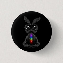 Cute Black Rabbit med Chakra Rainbow Soul Knapp