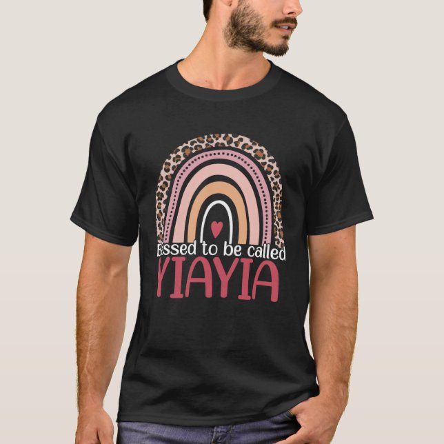 Cute Blessed To Be Called Yiayia Rainbow Leopard M T Shirt (Framsida)
