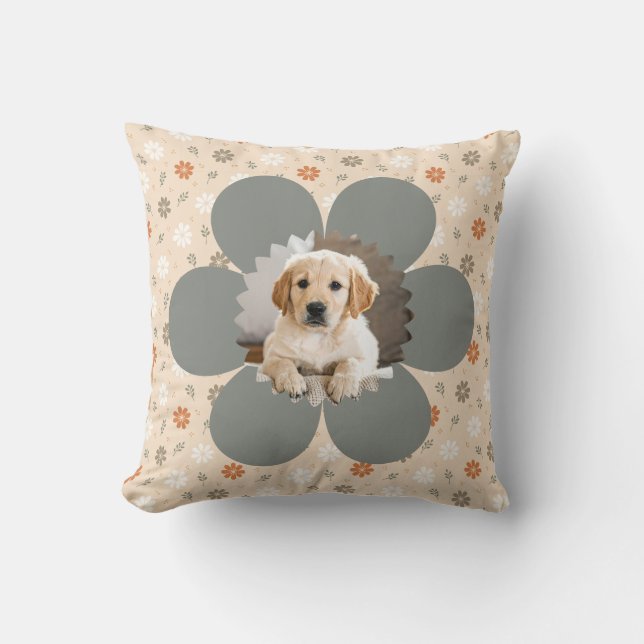 Cute Blommigt Farmhouse Första jul Kudde (Framsida)