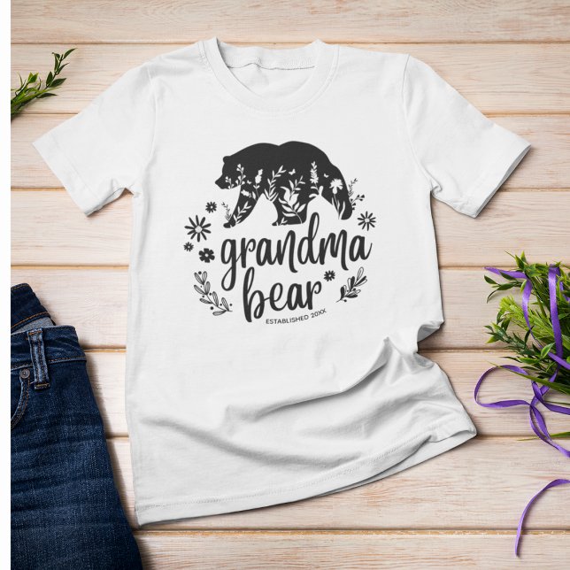 Cute Blommigt Grandma Bear | Gått till mormor T Shirt (Skapare uppladdad)