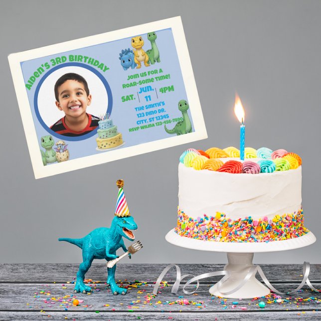 Cute Blue Dinosaur with Picture Birthday Inbjudningar (Skapare uppladdad)