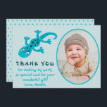 Cute Blue Gecko Lizard Kid Photo Birthday Tack Kort<br><div class="desc">Cute Blue Gecko Lizard Kid Photo Birthday Tack för ditt kort. En söt teckning av levande blå gecko-ödla med mörkar. Lägg till fotot och text.</div>