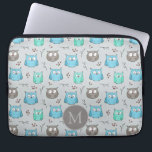 Cute Blue Grått Uggla Mönster Monogram Laptop Fodral<br><div class="desc">Cute Little uggla mönster in blue och grått med monogram som tillval.</div>