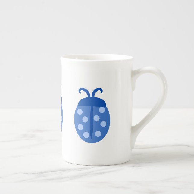 Cute Blue Ladybug Benporslin Mugg (Höger)