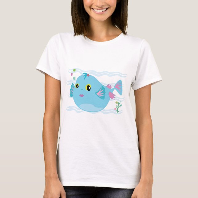 Cute Blue Tropical Fish Pink Fins T Shirt (Framsida)