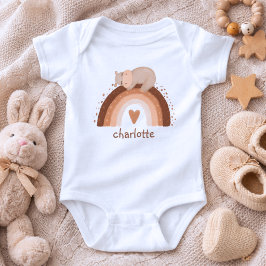 Cute Boho Rainbow med krypande hippo Monogram T Shirt