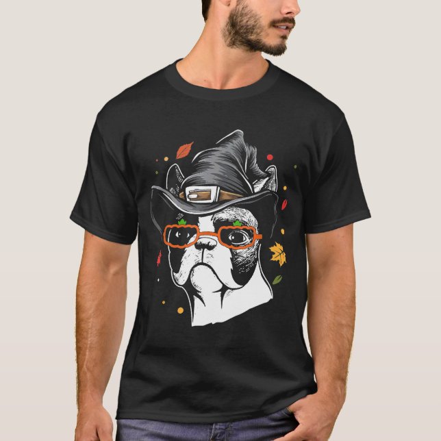 Cute Boston Terrier With Witch Hat Halloween Costu T Shirt (Framsida)