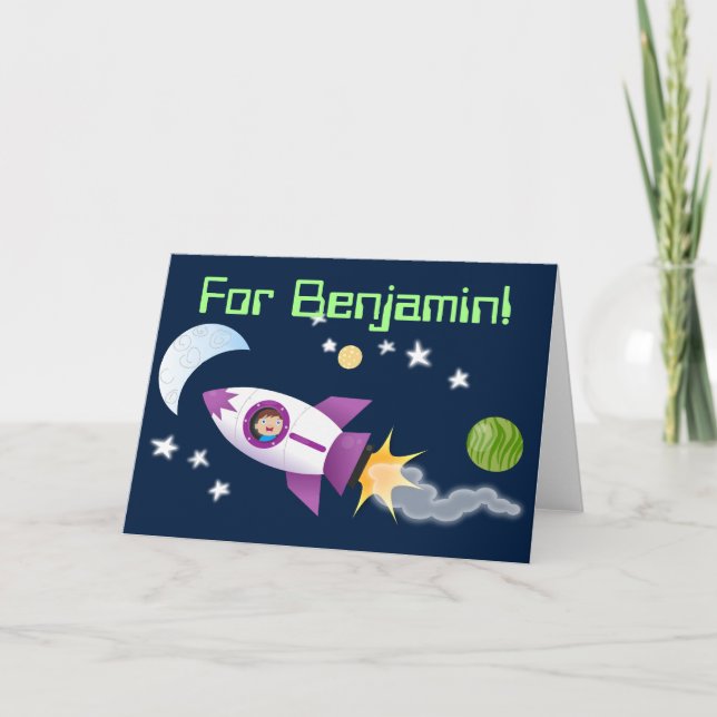 Cute boy i tecknad av raketfrakt kort (Framsida)