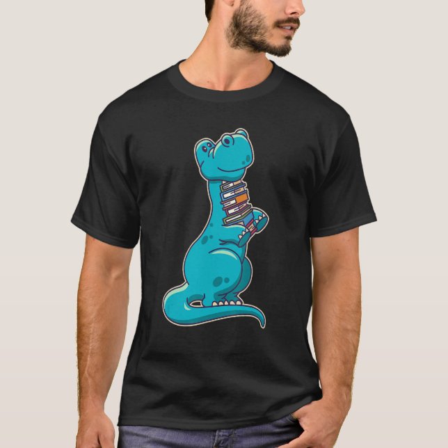 Cute Brachiosaurus Dinosaur With Books T Shirt (Framsida)