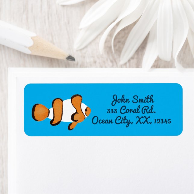 Cute Bright Blue Tropical Sea Creator Clownfish Returadress Etikett (Insitu)