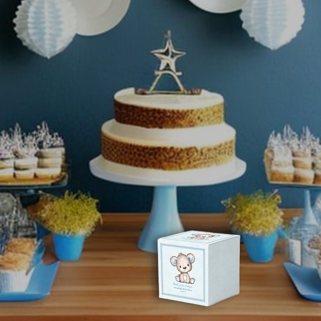 Cute Brown Bear Boy Blue Blanket Presentaskar (Skapare uppladdad)